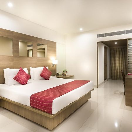 Regency Tiruttani By Grt Hotels Thiruttani Екстер'єр фото