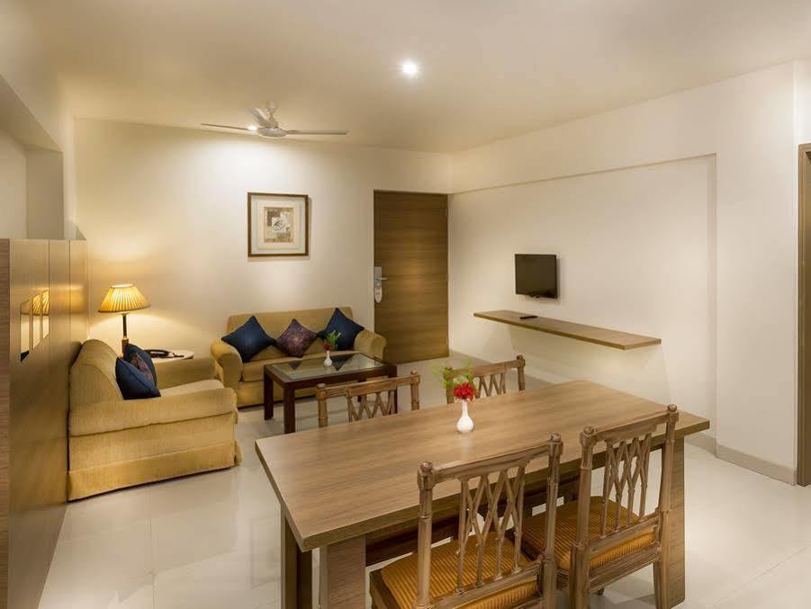 Regency Tiruttani By Grt Hotels Thiruttani Екстер'єр фото