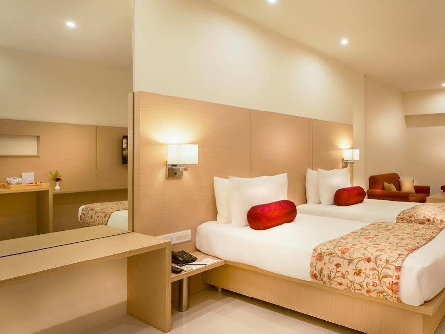 Regency Tiruttani By Grt Hotels Thiruttani Екстер'єр фото
